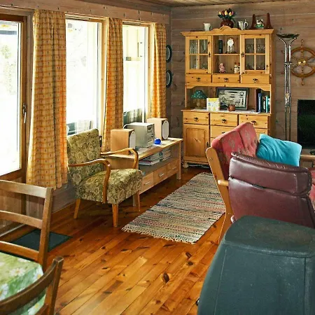 Holiday home 6 Person Holiday Home In Mandal *